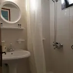 Aktipis 1 *