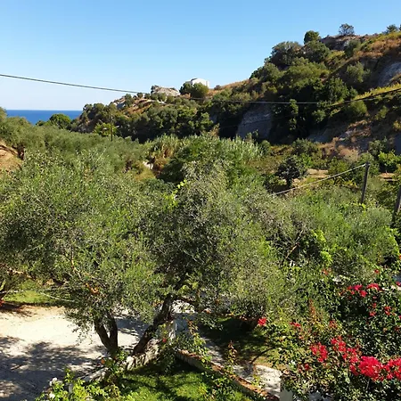 Apartamento Aktipis 1